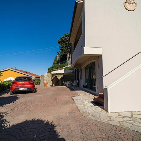 Serena Apartment *